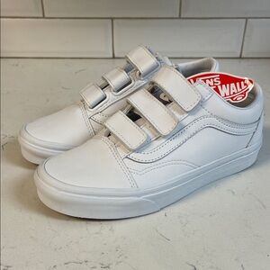 Vans Old Skool V White Triple V Sneakers - Men's 5 / Women's 6.5 Leather Upper